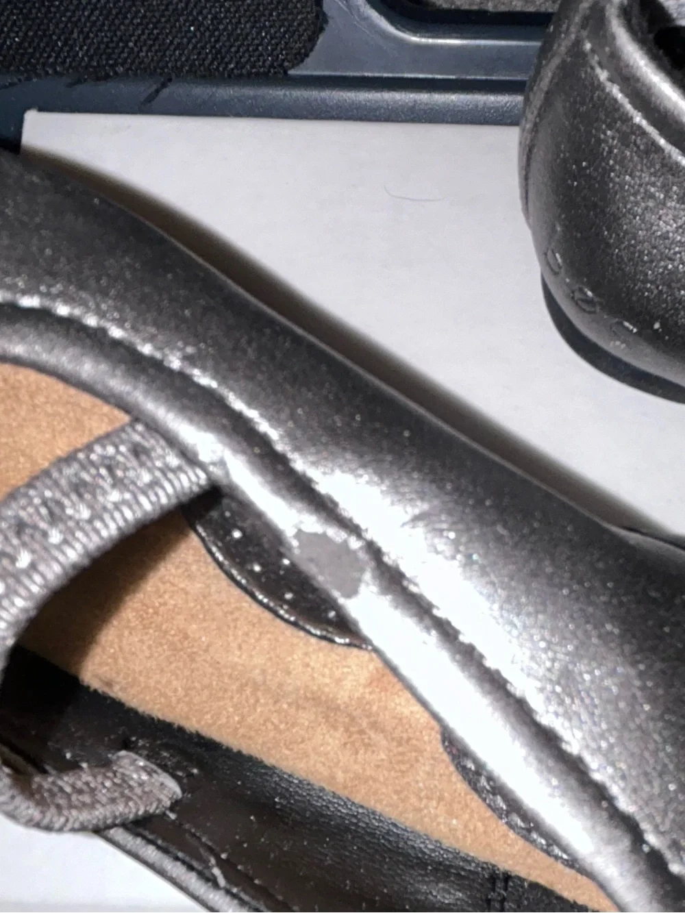 b.o.c. Girls' Metallic Pewter Flower Strap Mary Jane Shoes